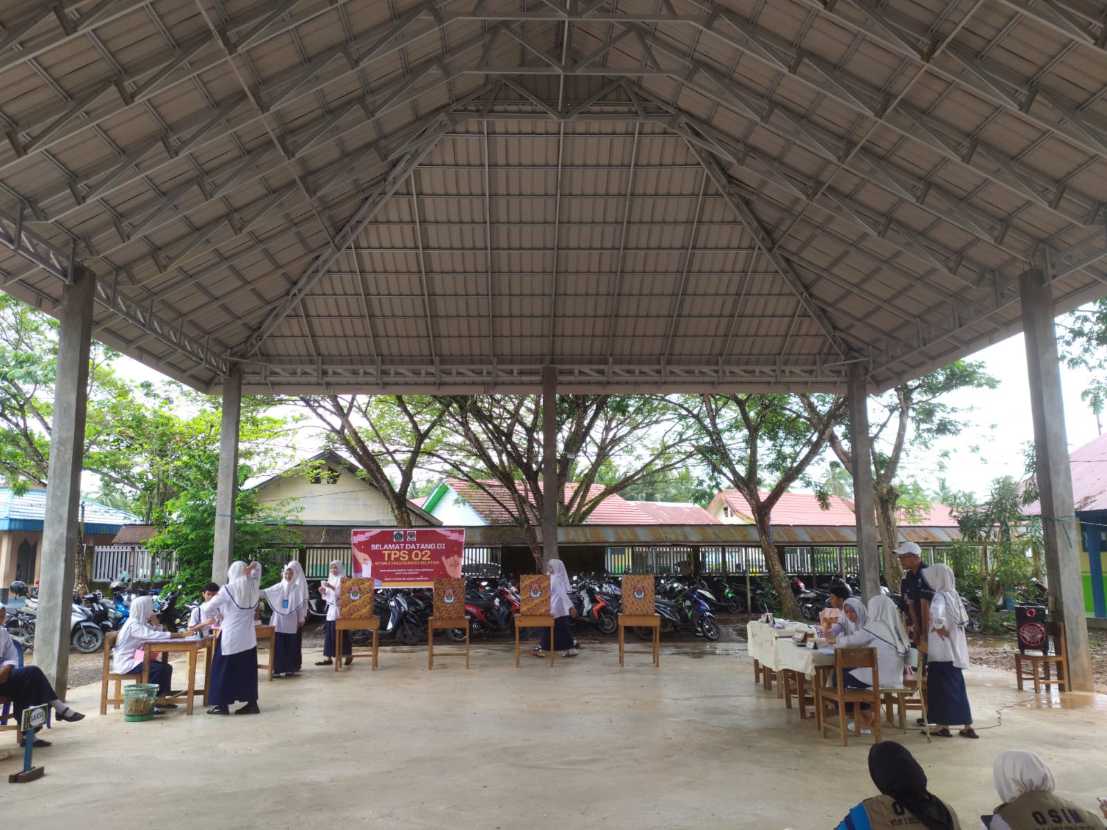 Adopsi Sistem Pemilu Nasional, MTsN 2 HSS Hadirkan "Laboratorium Demokrasi" Lewat Pemilihan OSIM Berstandar KPU